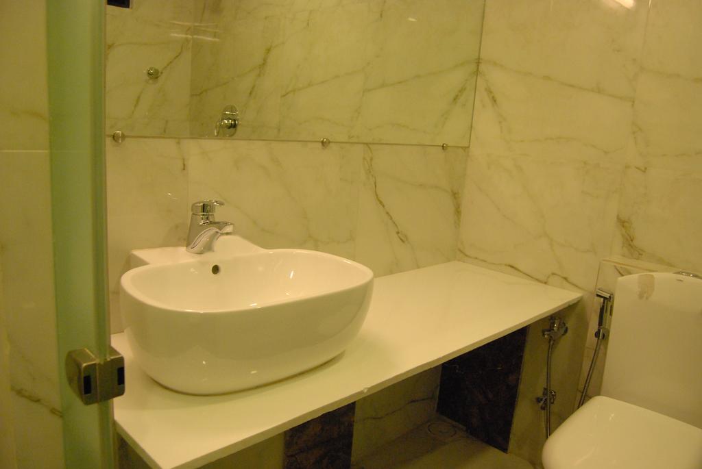 Hotel Shahi Palace アーメダバード 部屋 写真
